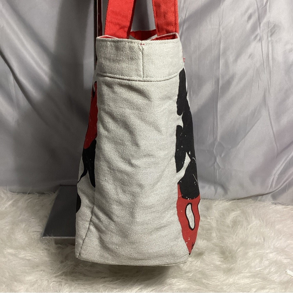 Disney Gray Kissing Mickey & Minnie Mouse 2 Sided Design EUC - Picture 4 of 9